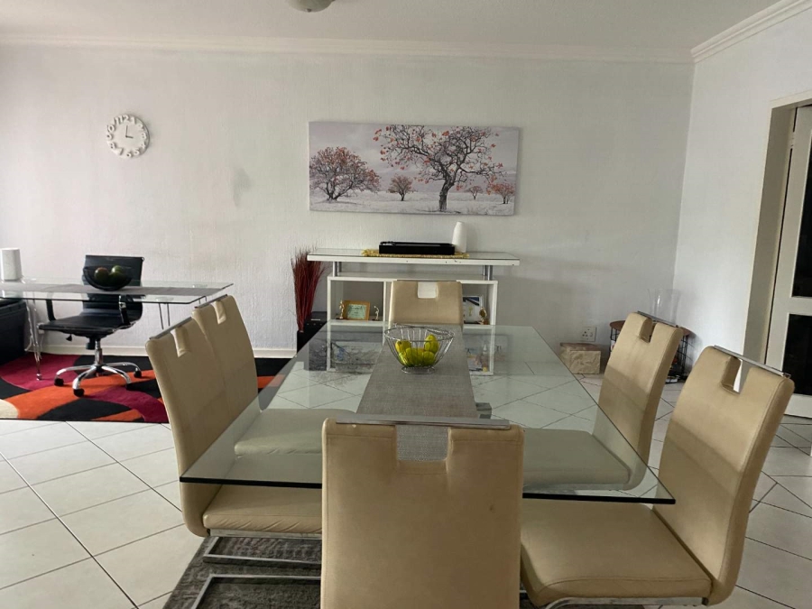 To Let 3 Bedroom Property for Rent in River Club Gauteng