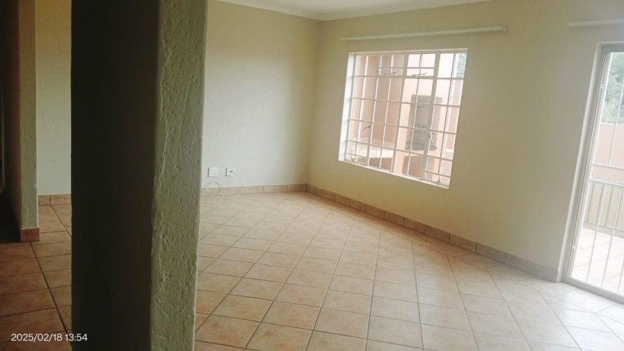 To Let 3 Bedroom Property for Rent in Glen Marais Gauteng