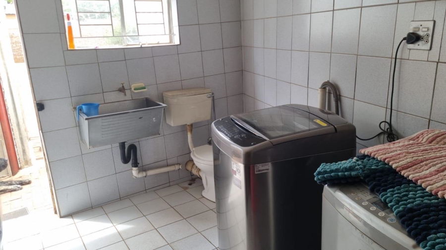 To Let 3 Bedroom Property for Rent in Suideroord Gauteng