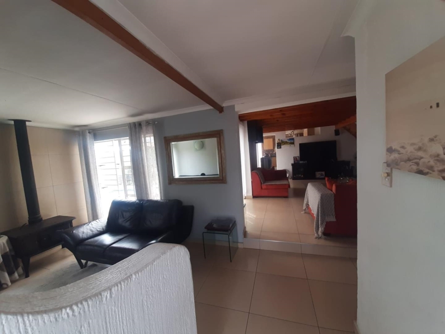 To Let 3 Bedroom Property for Rent in Suideroord Gauteng