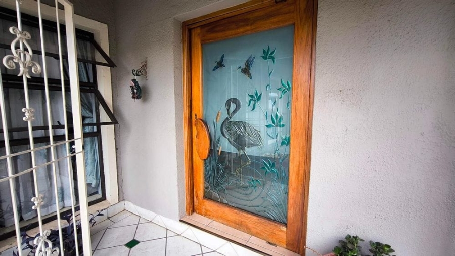 3 Bedroom Property for Sale in Brackenhurst Gauteng