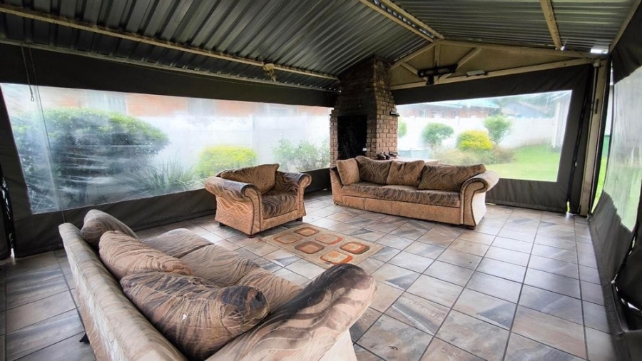 3 Bedroom Property for Sale in Brackenhurst Gauteng