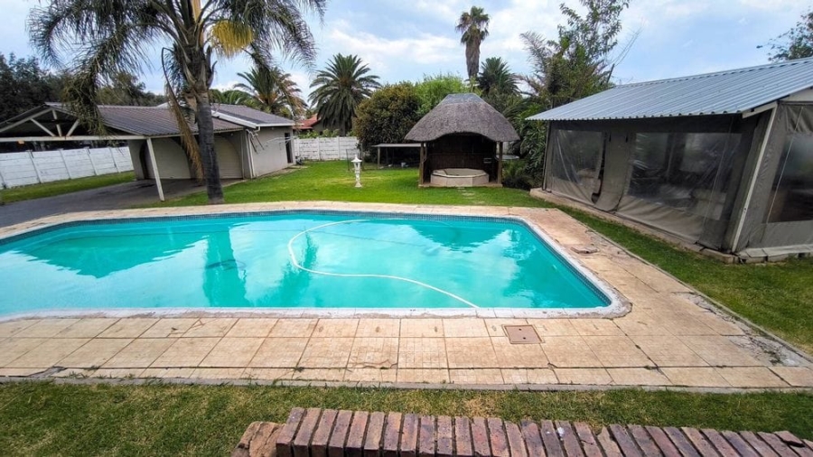 3 Bedroom Property for Sale in Brackenhurst Gauteng