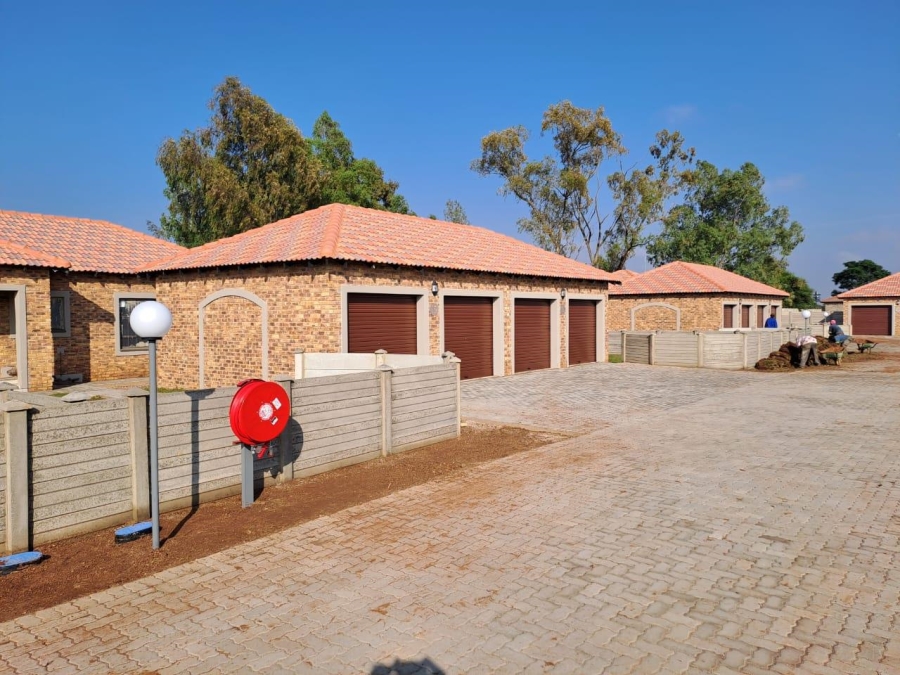 To Let 3 Bedroom Property for Rent in Riversdale Gauteng