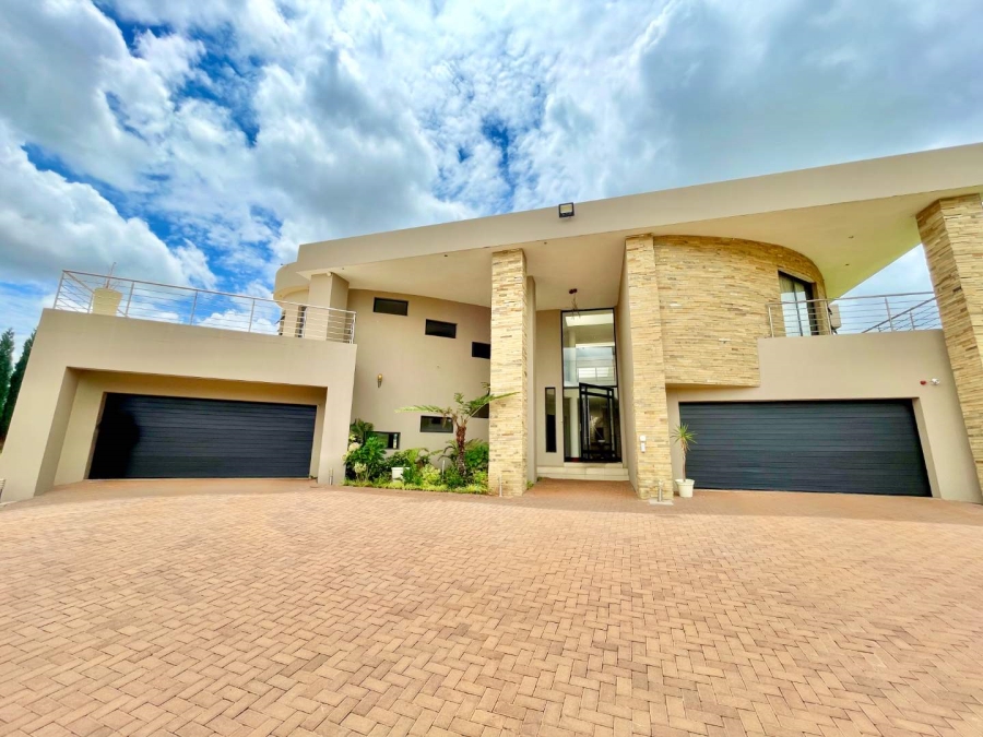 5 Bedroom Property for Sale in Rietvlei View Gauteng