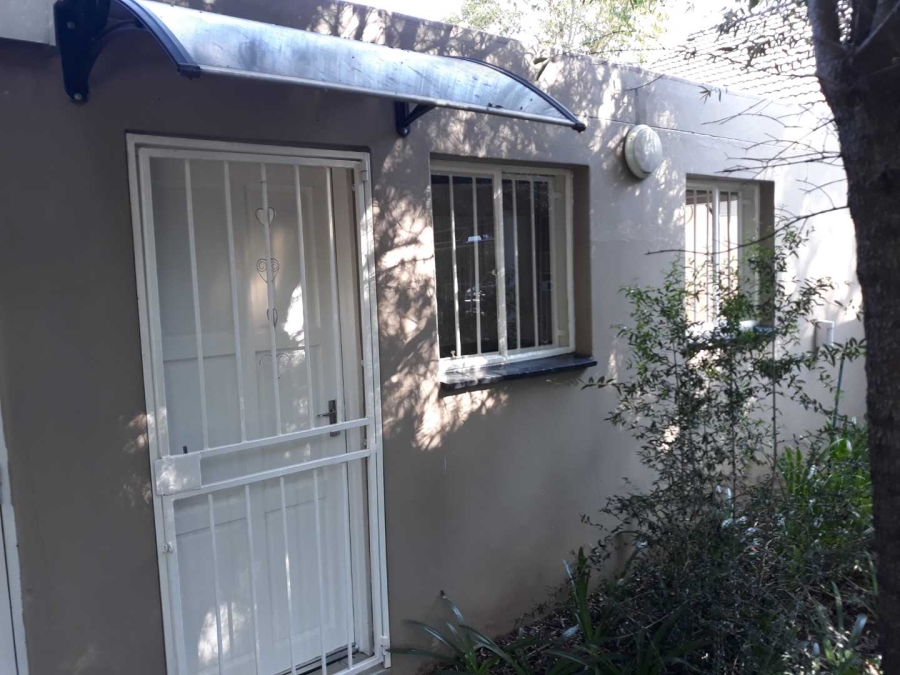 To Let 1 Bedroom Property for Rent in Jacanlee Gauteng