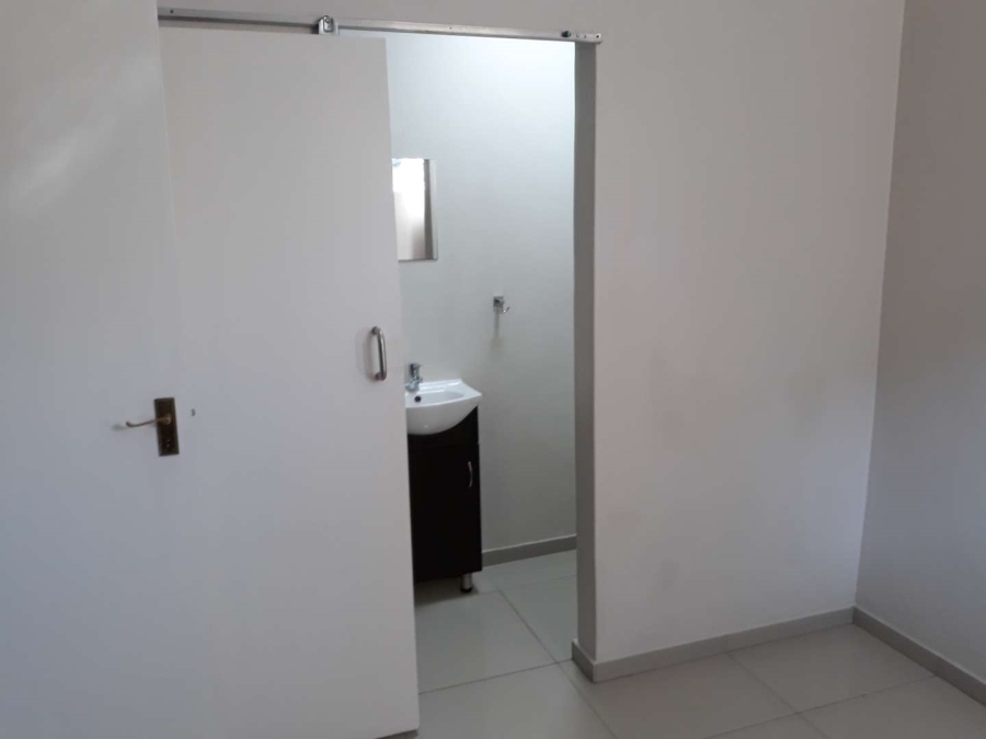 To Let 1 Bedroom Property for Rent in Jacanlee Gauteng