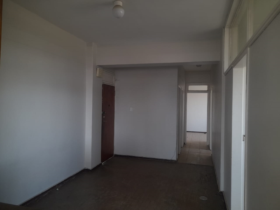 2 Bedroom Property for Sale in Hillbrow Gauteng