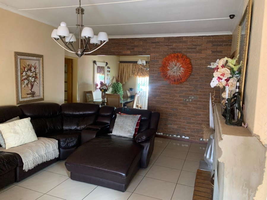 3 Bedroom Property for Sale in Birch Acres Gauteng