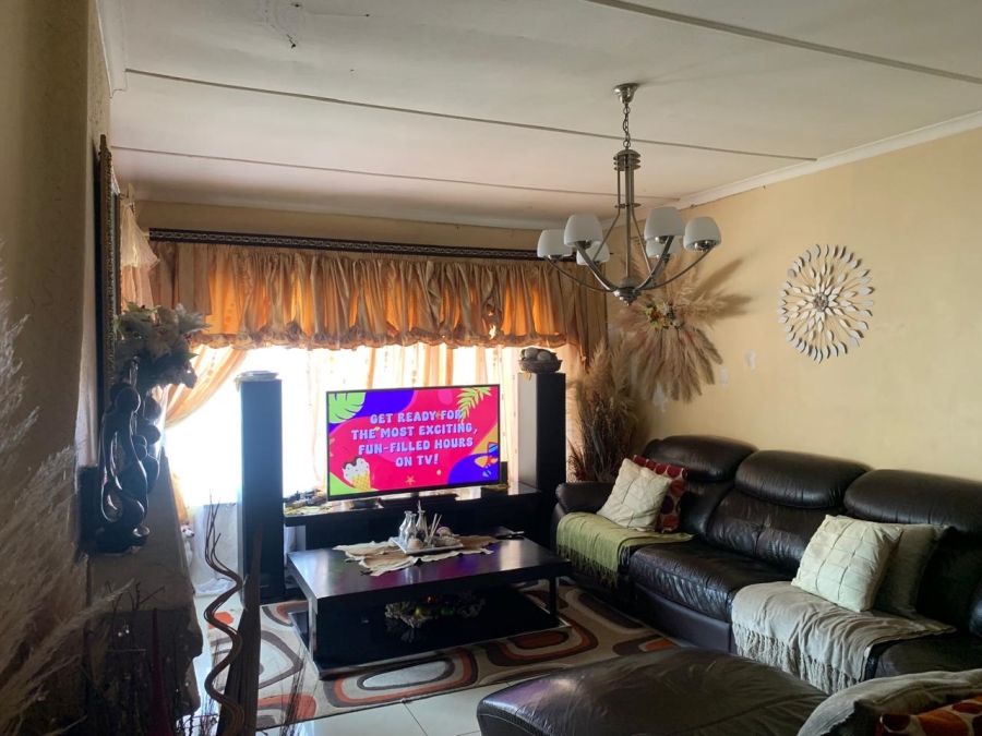 3 Bedroom Property for Sale in Birch Acres Gauteng