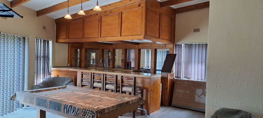 3 Bedroom Property for Sale in Brackendowns Gauteng