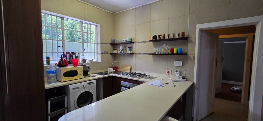 To Let 2 Bedroom Property for Rent in Illovo Gauteng