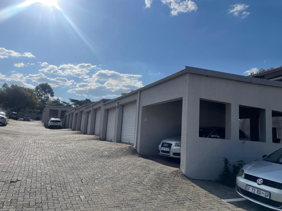 2 Bedroom Property for Sale in Buccleuch Gauteng