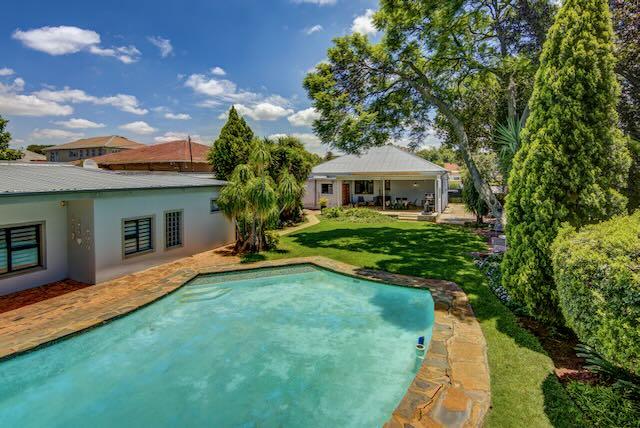 5 Bedroom Property for Sale in South Kensington Gauteng