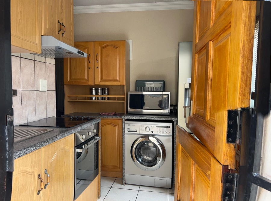 2 Bedroom Property for Sale in Ebony Park Gauteng