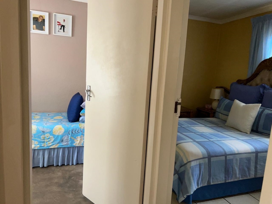 2 Bedroom Property for Sale in Ebony Park Gauteng