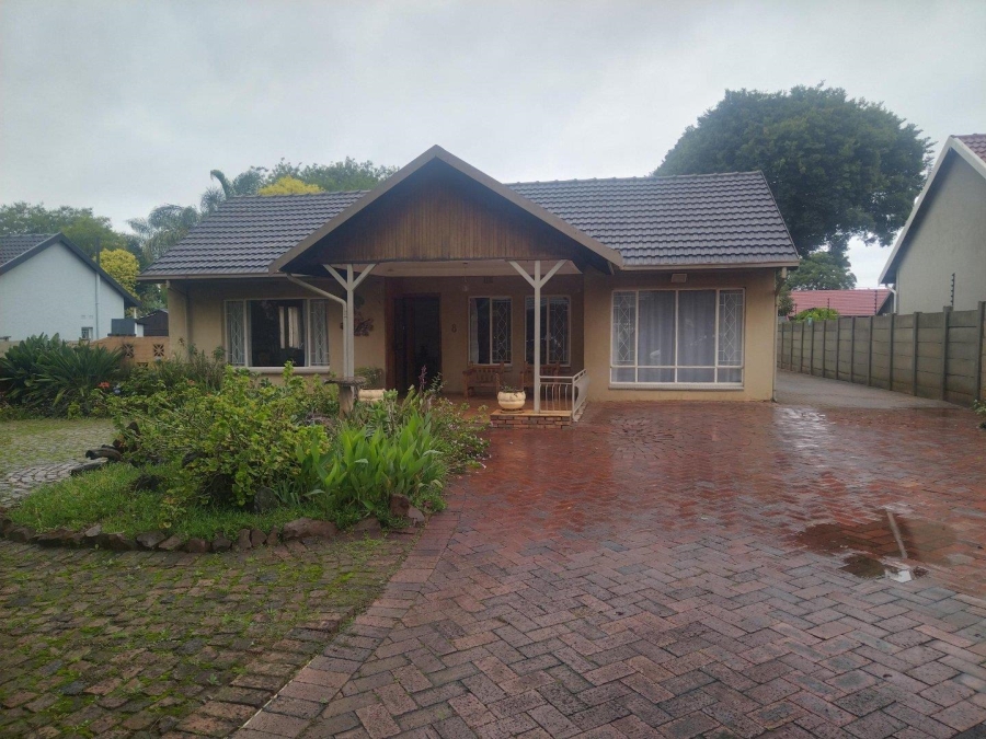 5 Bedroom Property for Sale in Van Riebeeck Park Gauteng