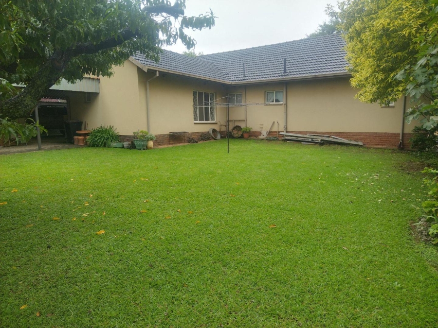 5 Bedroom Property for Sale in Van Riebeeck Park Gauteng