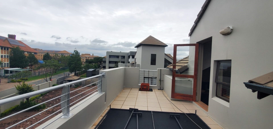 To Let 1 Bedroom Property for Rent in Sunninghill Gauteng