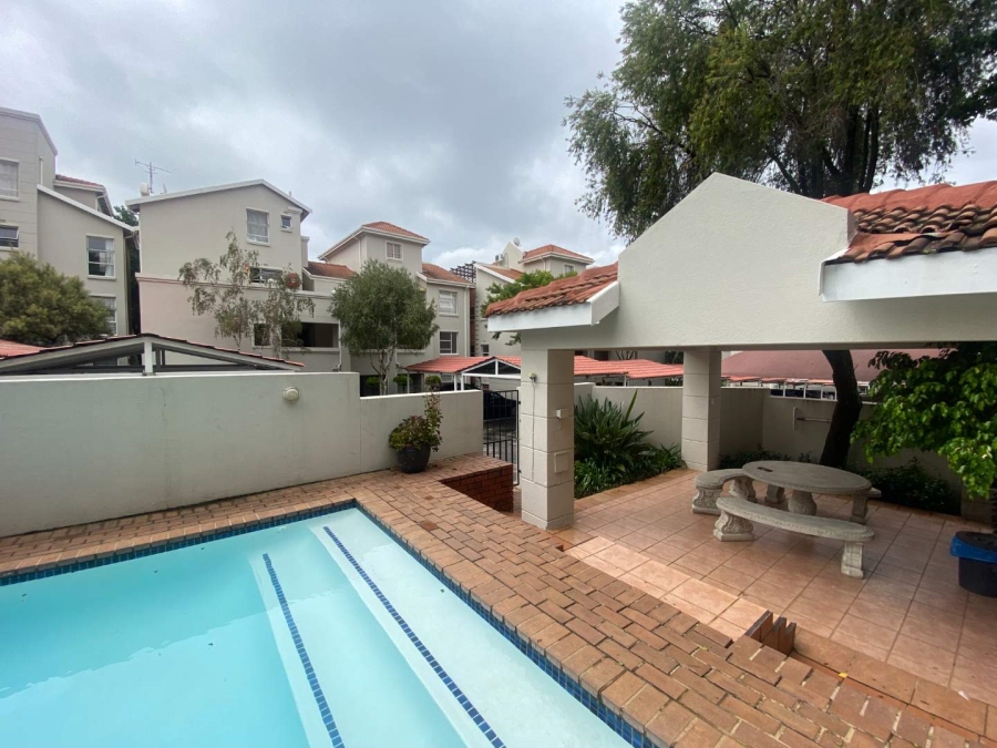 To Let 2 Bedroom Property for Rent in Morningside Gauteng