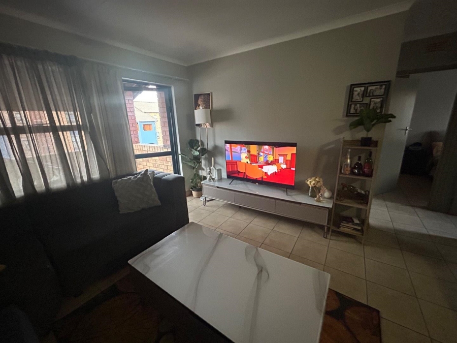 2 Bedroom Property for Sale in Alveda Park Gauteng