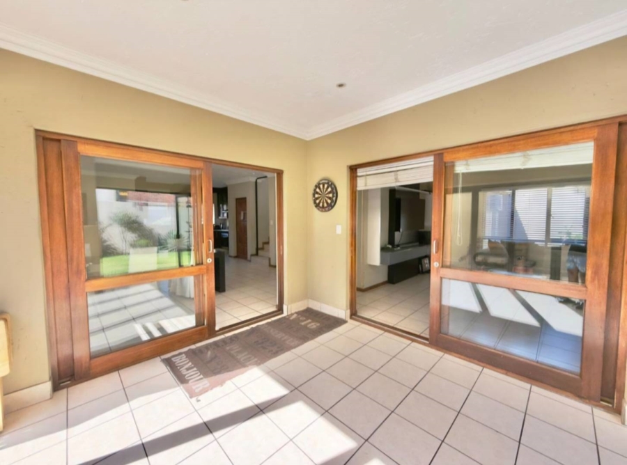 3 Bedroom Property for Sale in Randhart Gauteng