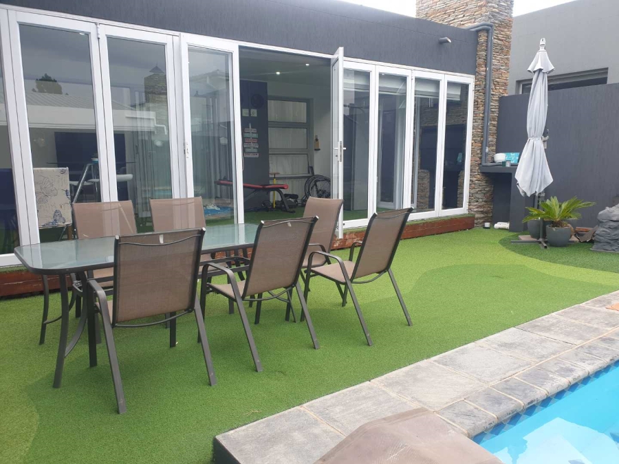 4 Bedroom Property for Sale in Eye of Africa Gauteng