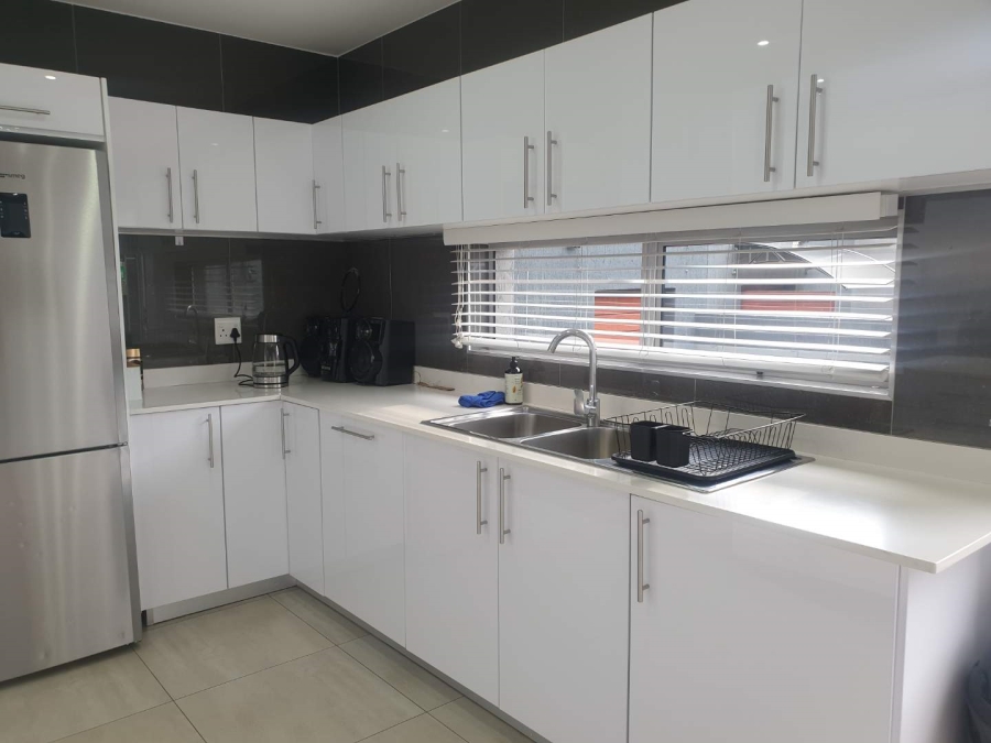 4 Bedroom Property for Sale in Eye of Africa Gauteng