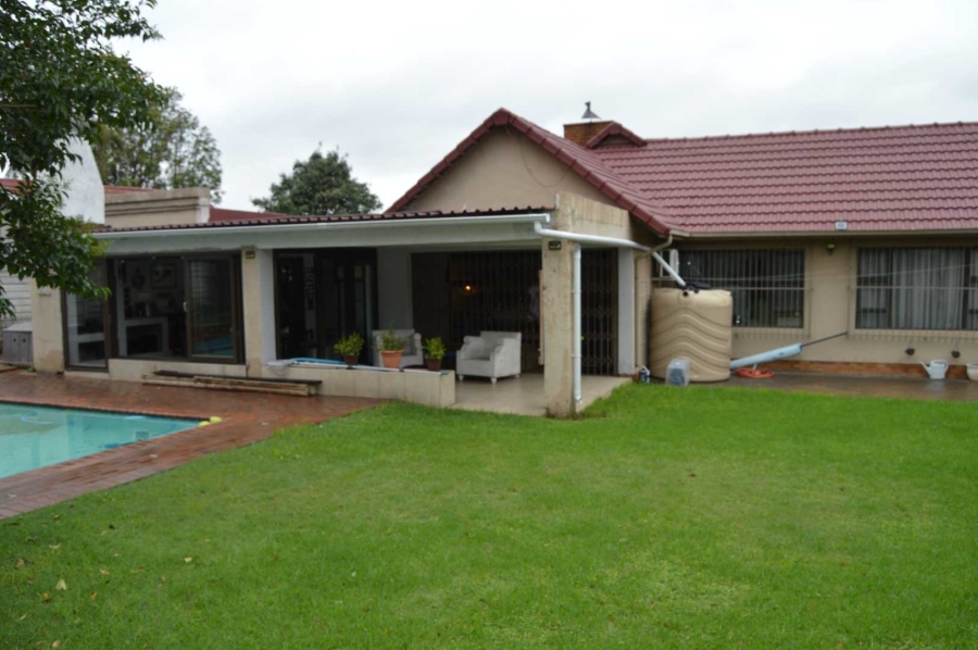 4 Bedroom Property for Sale in Verwoerdpark Gauteng