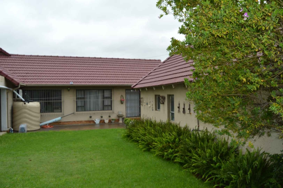 4 Bedroom Property for Sale in Verwoerdpark Gauteng