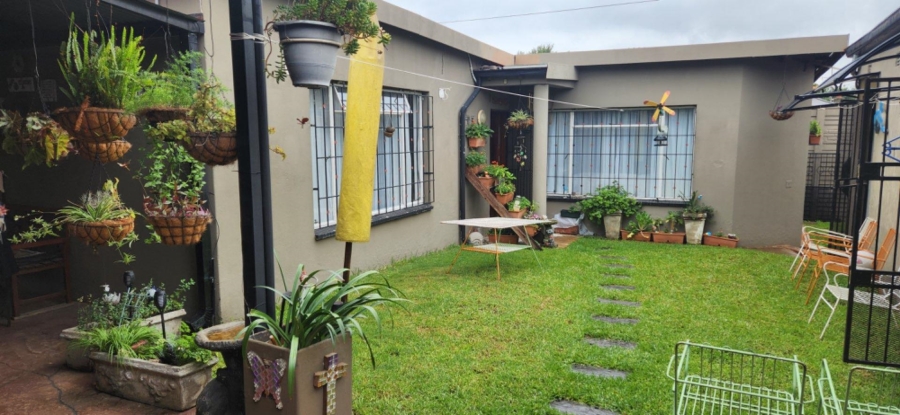 3 Bedroom Property for Sale in Florentia Gauteng