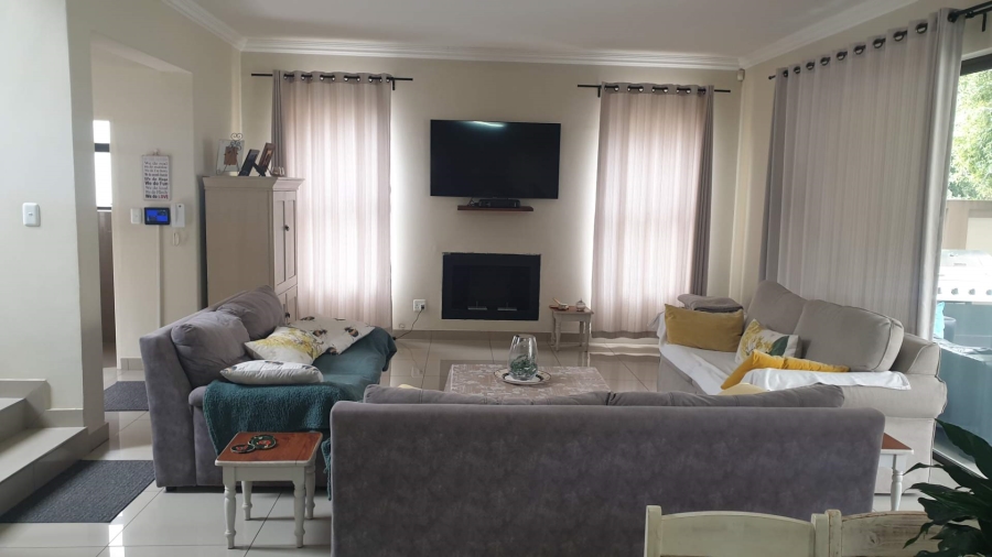 To Let 3 Bedroom Property for Rent in Brooklyn Gauteng