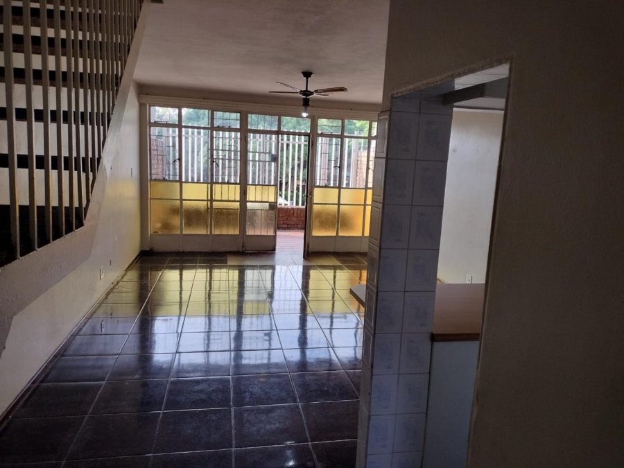 2 Bedroom Property for Sale in Lyttelton Manor Gauteng