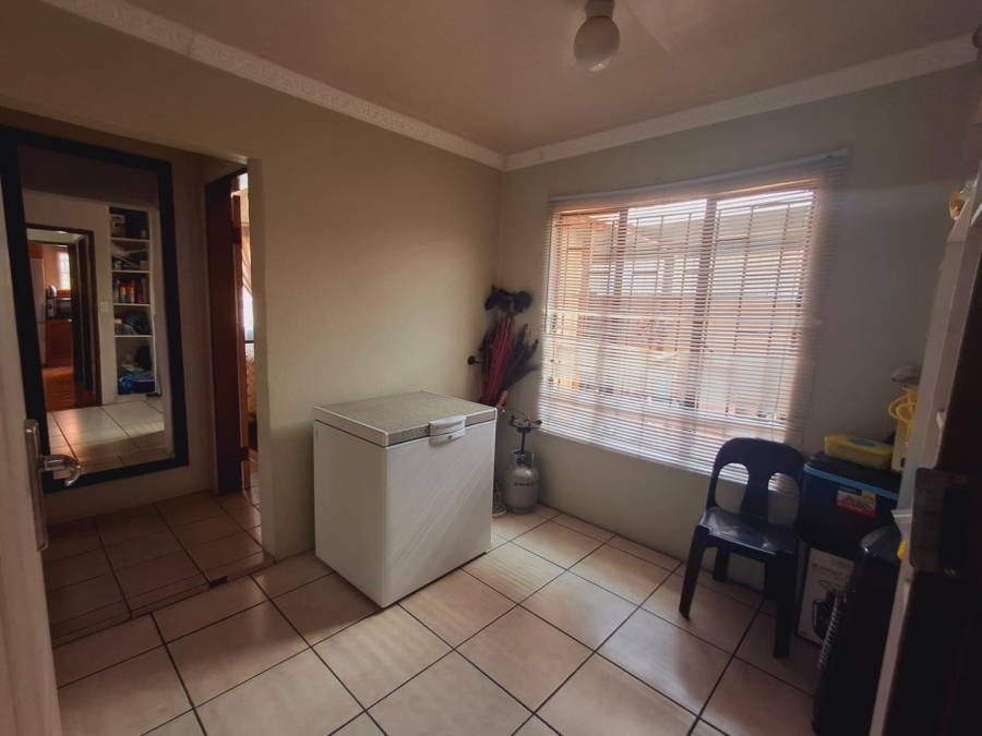 3 Bedroom Property for Sale in Olievenhoutbosch A H Gauteng