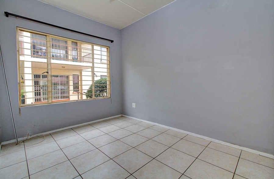 2 Bedroom Property for Sale in Wilgeheuwel Gauteng