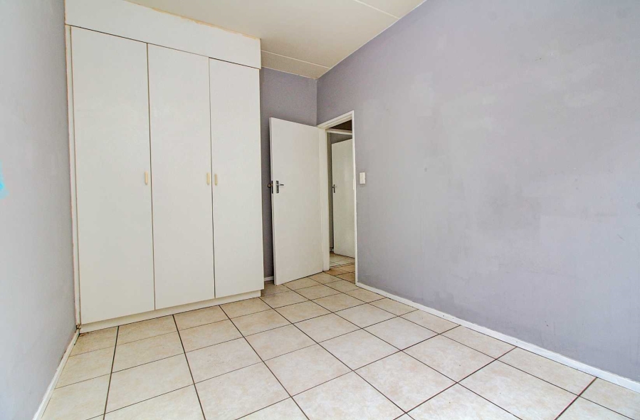 2 Bedroom Property for Sale in Wilgeheuwel Gauteng