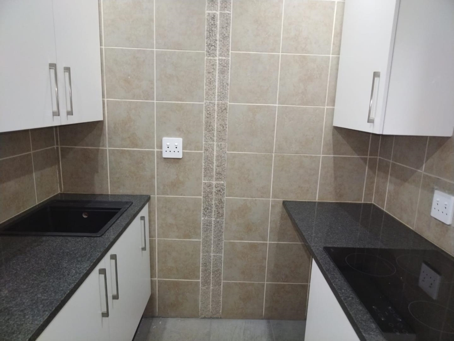 To Let 1 Bedroom Property for Rent in Hurlyvale Gauteng