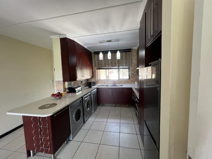 To Let 2 Bedroom Property for Rent in Solheim Gauteng