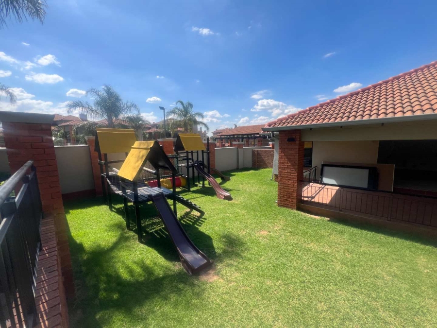 To Let 2 Bedroom Property for Rent in Solheim Gauteng