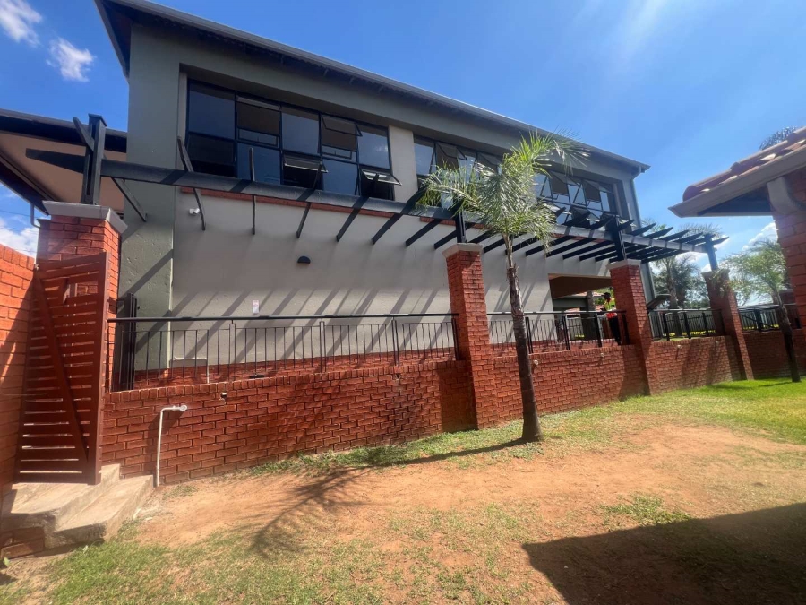 To Let 2 Bedroom Property for Rent in Solheim Gauteng