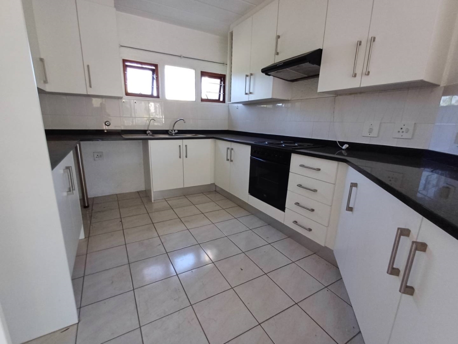 To Let 2 Bedroom Property for Rent in Sandown Gauteng