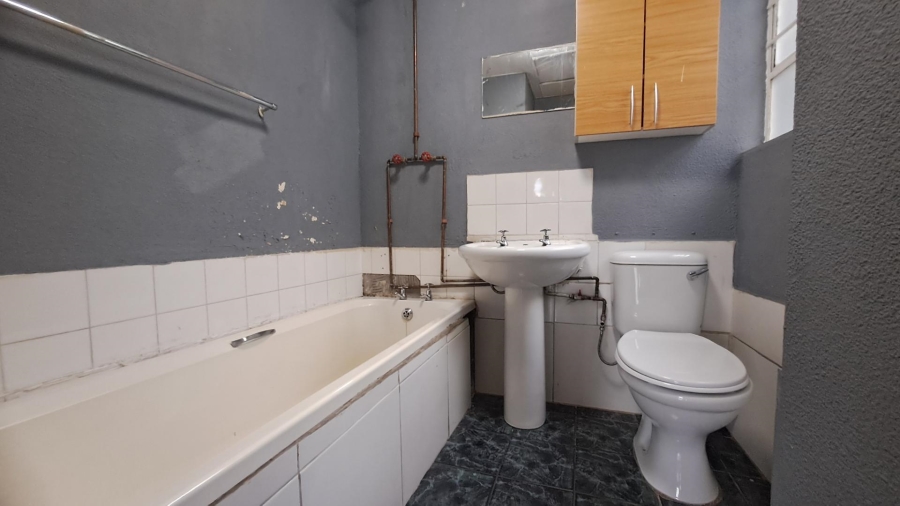 2 Bedroom Property for Sale in Ridgeway Gauteng