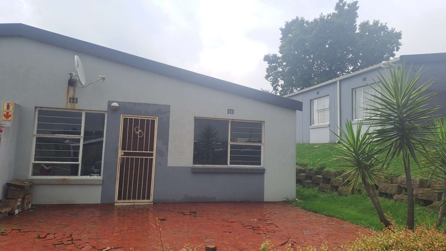 2 Bedroom Property for Sale in Ridgeway Gauteng