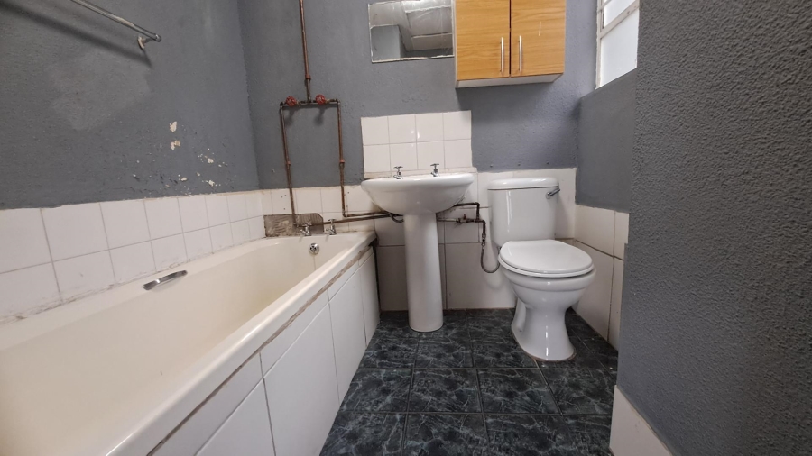 2 Bedroom Property for Sale in Ridgeway Gauteng