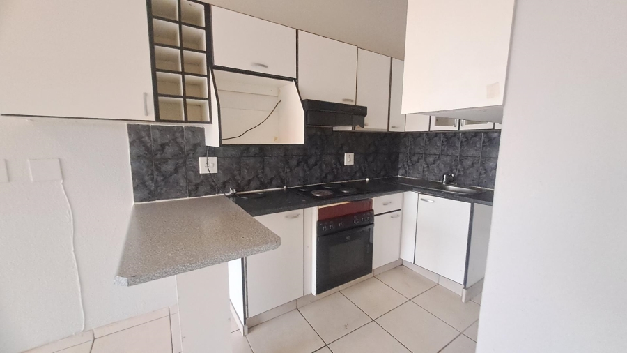 2 Bedroom Property for Sale in Ridgeway Gauteng