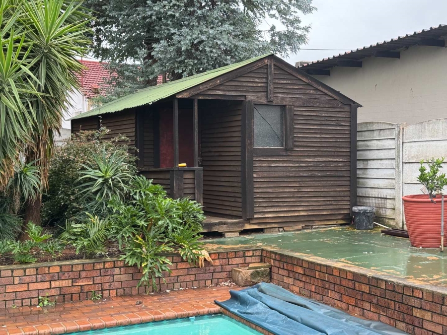 4 Bedroom Property for Sale in Verwoerdpark Gauteng