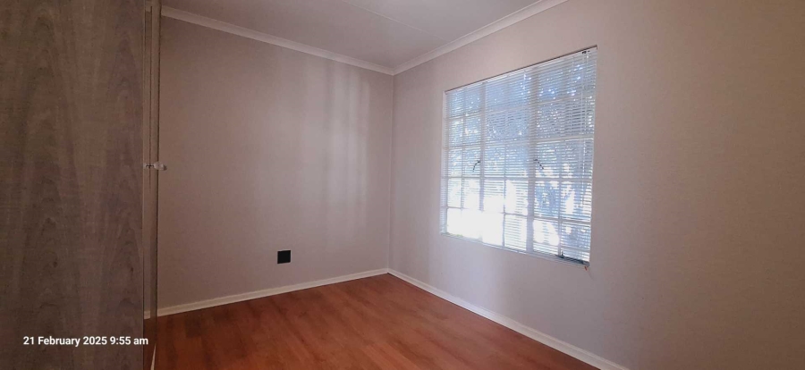 2 Bedroom Property for Sale in Dayanglen Gauteng