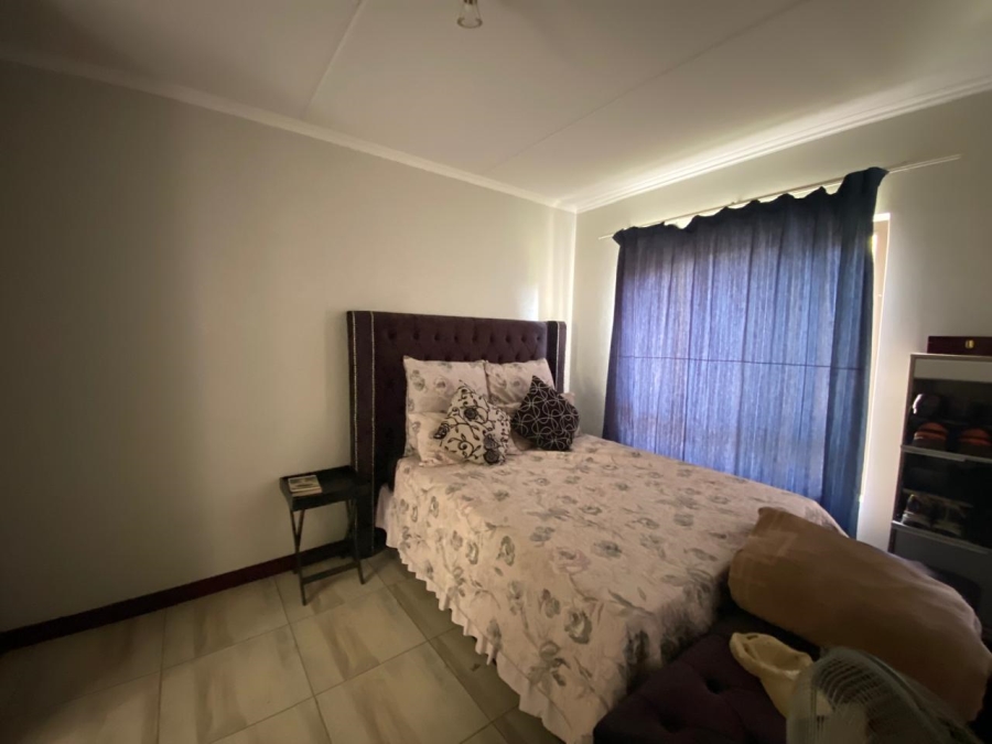 To Let 2 Bedroom Property for Rent in Noordwyk Gauteng