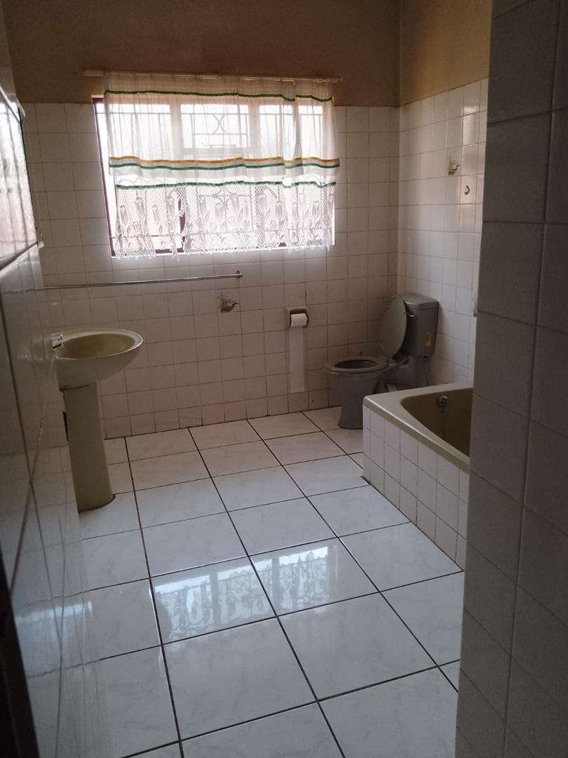 5 Bedroom Property for Sale in Sunnyside Gauteng