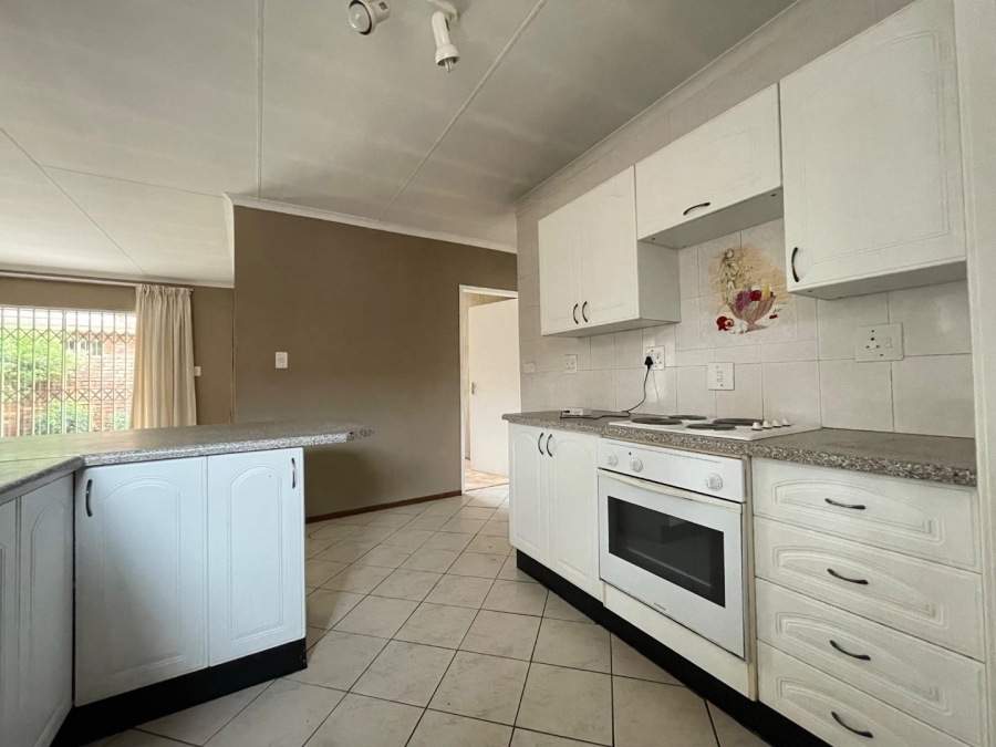 To Let 3 Bedroom Property for Rent in Terenure Gauteng